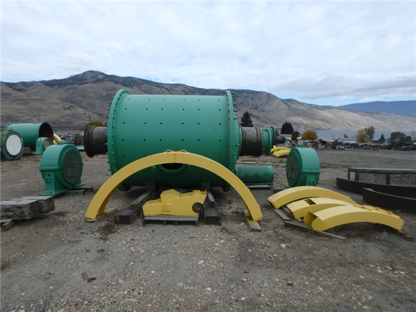 Allis Chalmers 9' X 10' (2.7m X 3m) Ball Mill, 400 Hp)